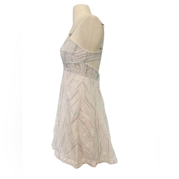 New Romantics White Ribbed Sleeveless Sundress - Picture 3 of 8